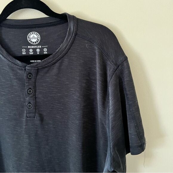 NWOT Men’s StitchFix Flag & Anthem Gray Polo - Picture 2 of 4